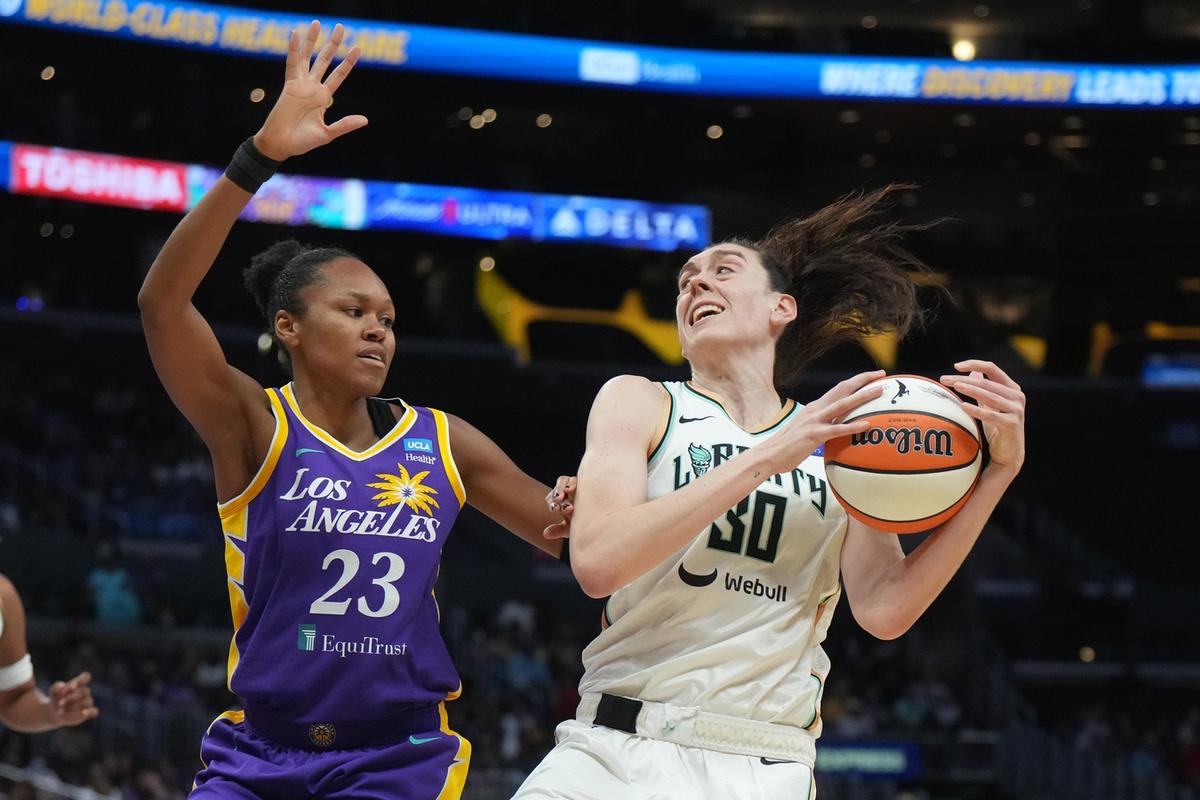 Sparks Snap Seven-Game Losing Streak by Stunning WNBA-Leading Liberty