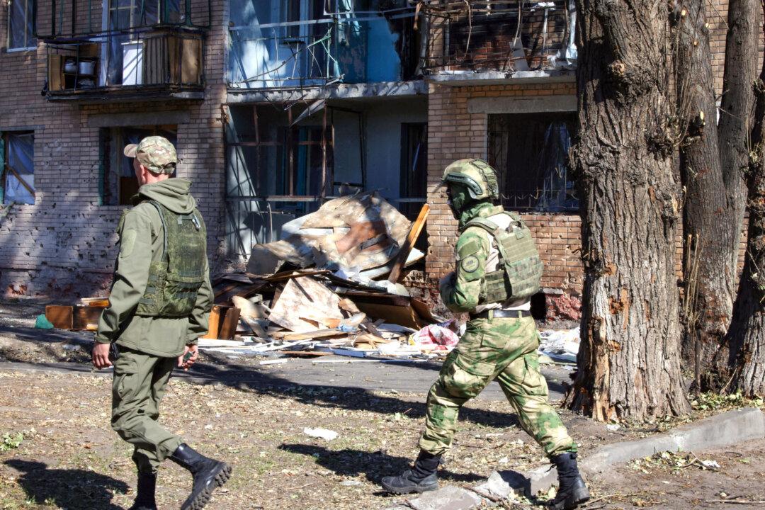 Return the Australian Ambassador to Ukraine: Opposition