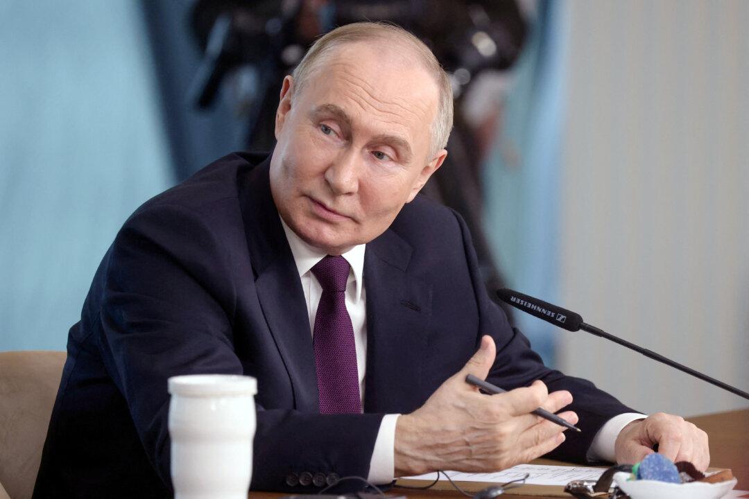 Putin Tells NATO Allowing Long-Range Missiles Would Equal Direct Involvement in War