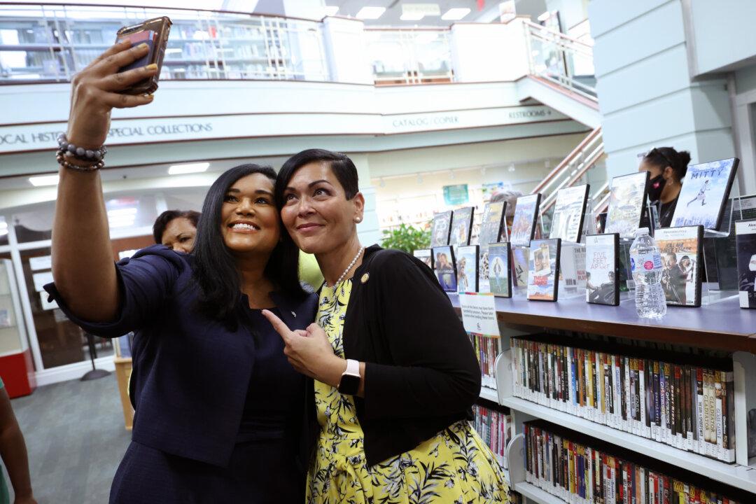 Texas State Rep. Shawn Thierry Switches Party Affiliation to GOP