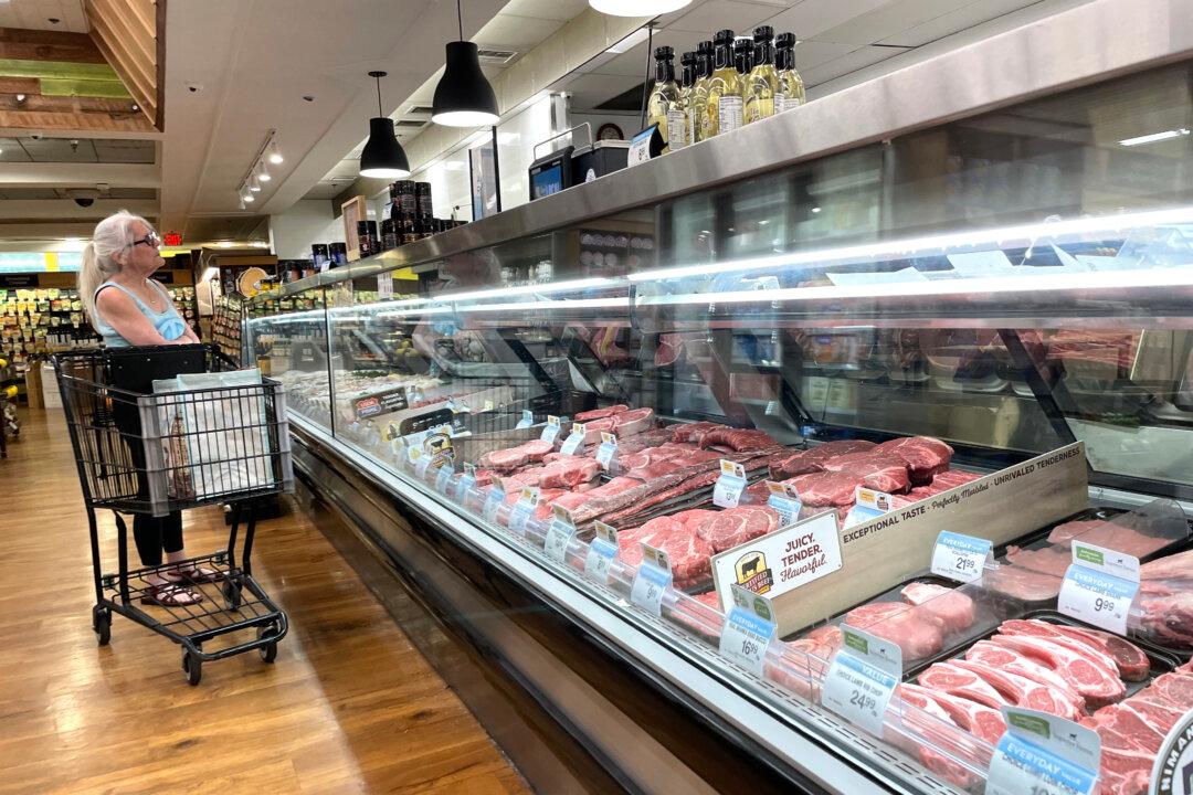 Economic Relief for Low- and Middle-Class Households Could Take Years, Economist Says