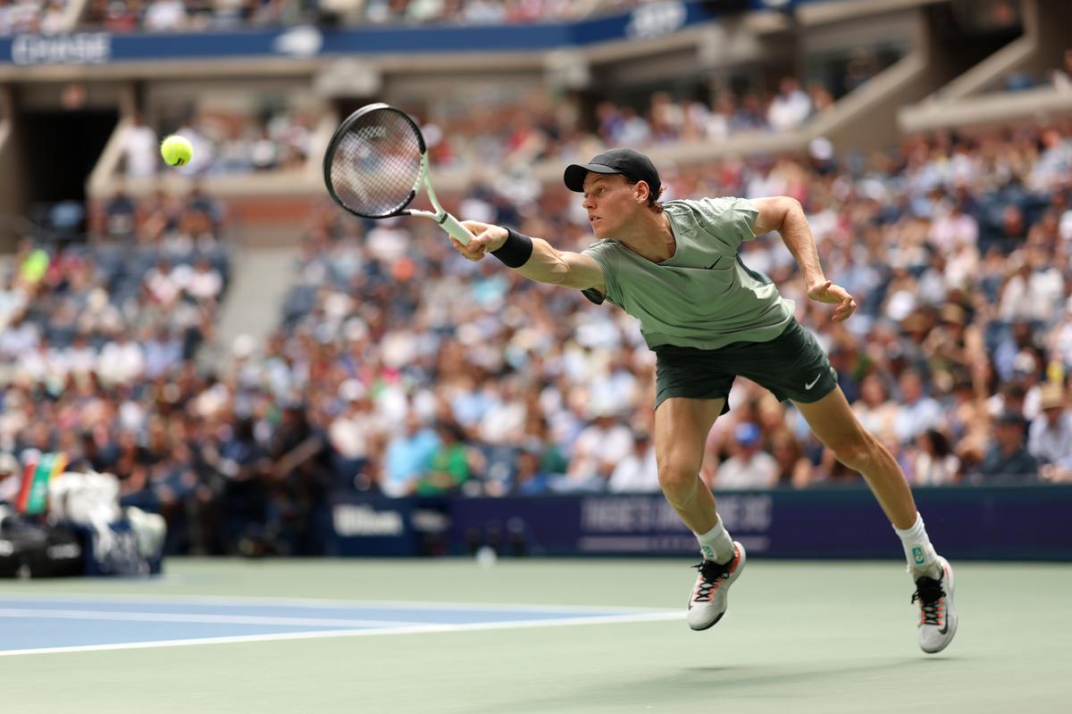 Jannik Sinner Coasts Into Fourth Round at U.S. Open