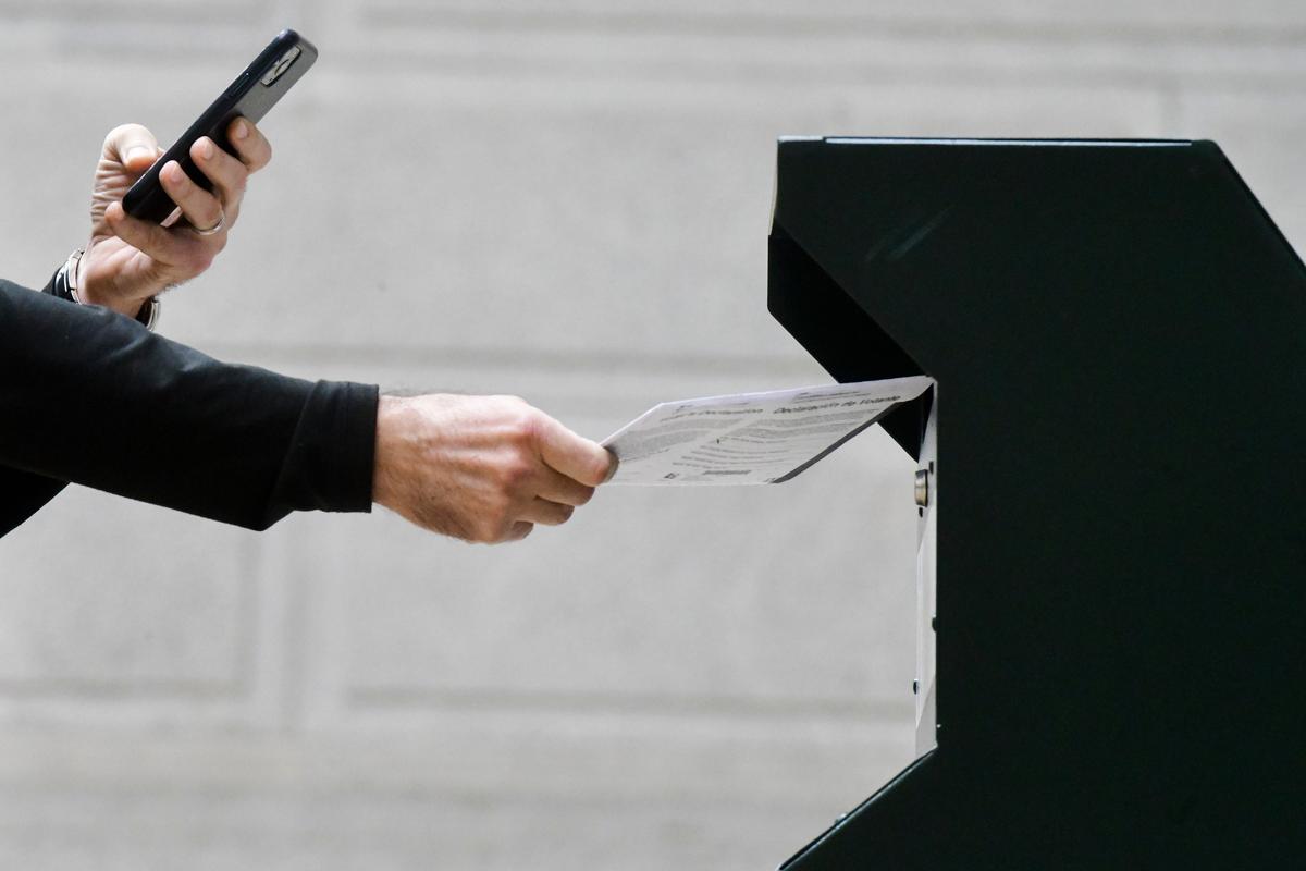 News Brief: Officials Can’t Reject Mail-In Ballots With Incorrect Dates: Pennsylvania Court; Brazil’s Supreme Court Upholds Ban on X Platform; Mass Protests Erupt in Israel