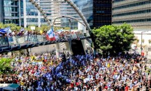 Mass Protests Erupt in Israel Following Execution of 6 Hostages by Hamas