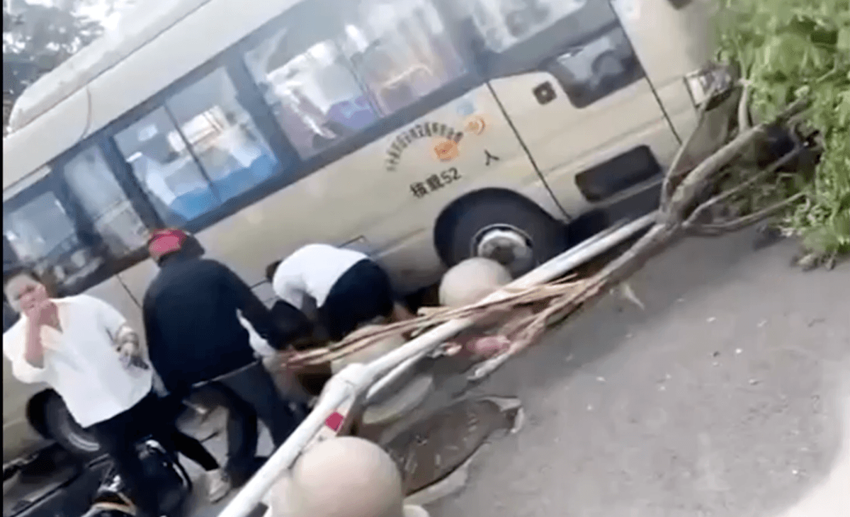 Bus Crashes Into Students and Parents in Eastern China, Killing 11 and Injuring 13, Police Say
