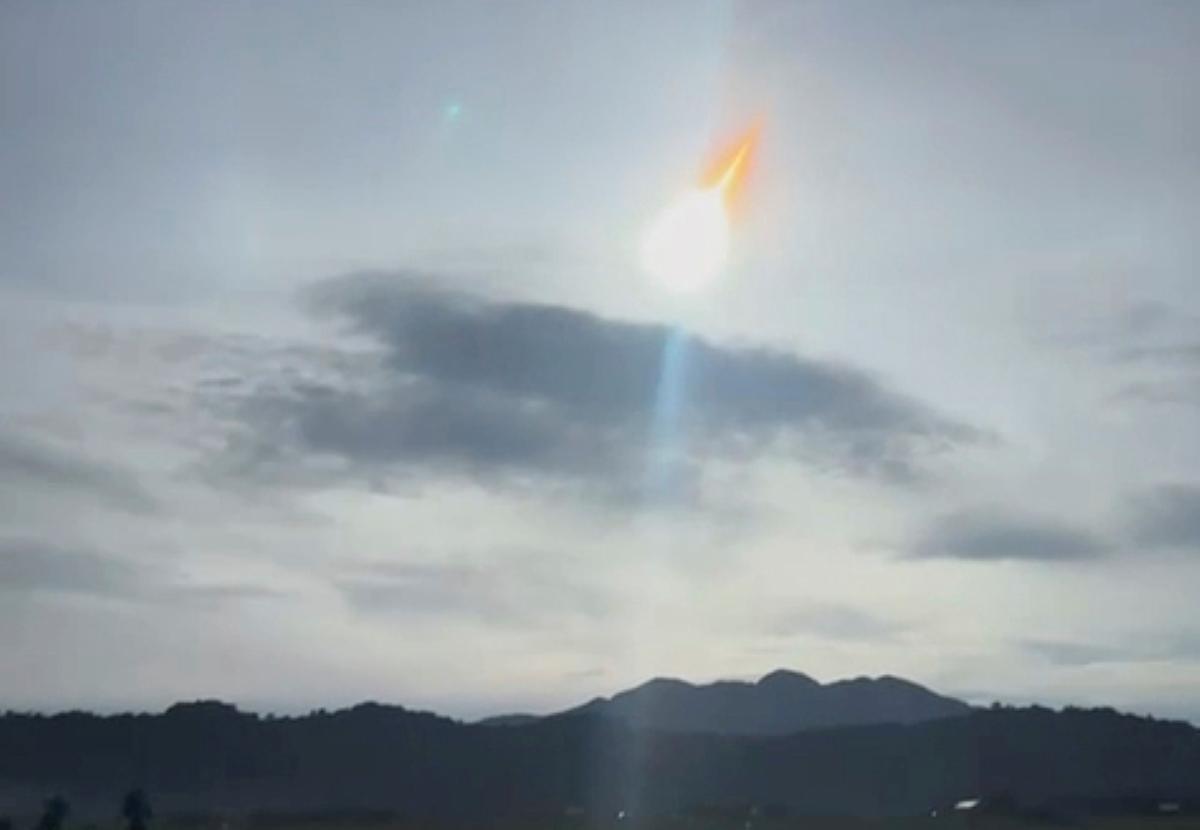 Small, Harmless Asteroid Burns Up in Earth’s Atmosphere Over Philippines