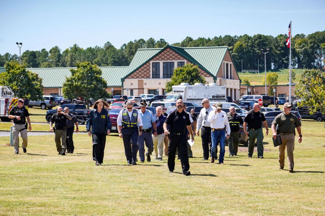 News Brief: 4 Dead, Suspect in Custody After Shooting at Georgia High School; Social Security Facing $63 Trillion in Unfunded Liabilities; NY’s Chinese Consul General No Longer in Position