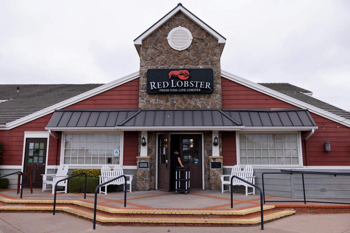 Red Lobster Announces Exit of Chapter 11 Bankruptcy, Will Operate 544 Locations