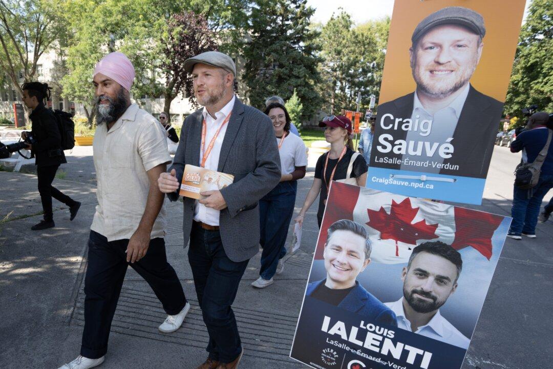 Montreal Byelection Candidates Go Door-to-Door on Early Voting Day