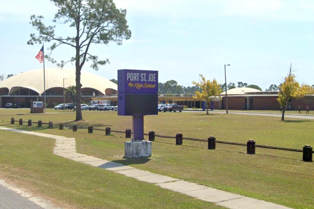 Florida High School Football Player Dies After Collapsing During Game