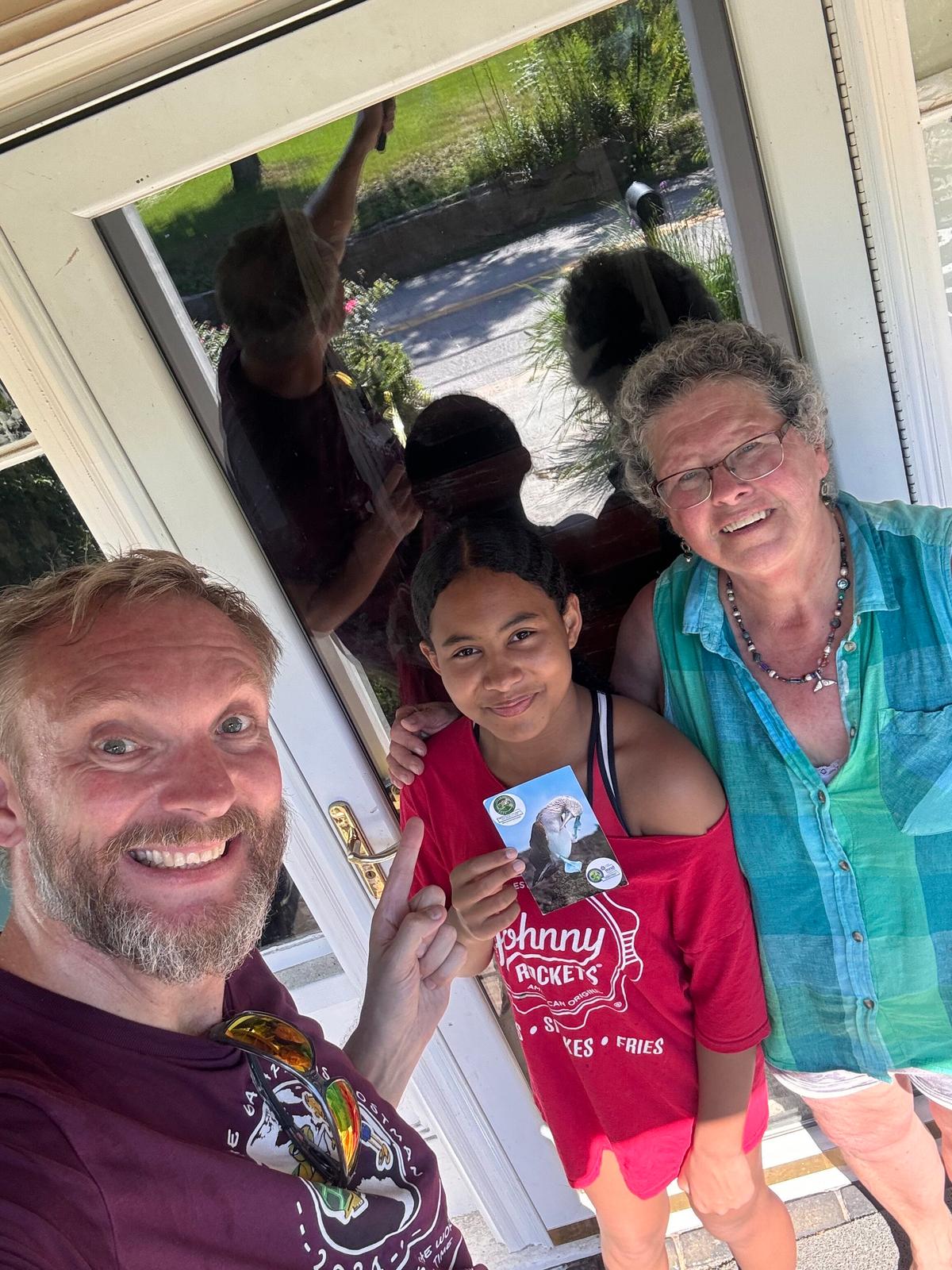 Beardmore with a recipient in Rhode Island, the United States. (SWNS)