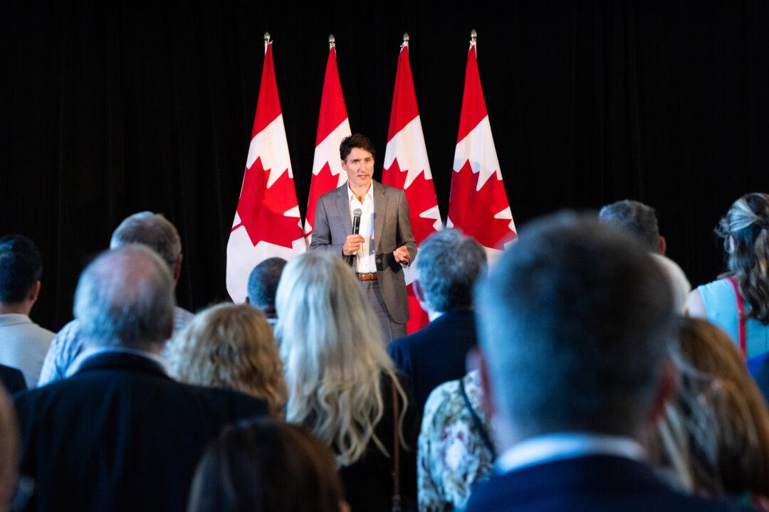 Trudeau to Face Fretful Caucus Ahead of Return to the House