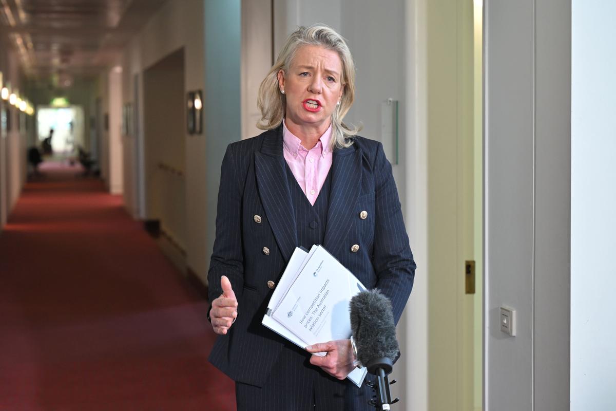 Nationals Senator Backs Down on Proposal to Divest Jetstar From Qantas