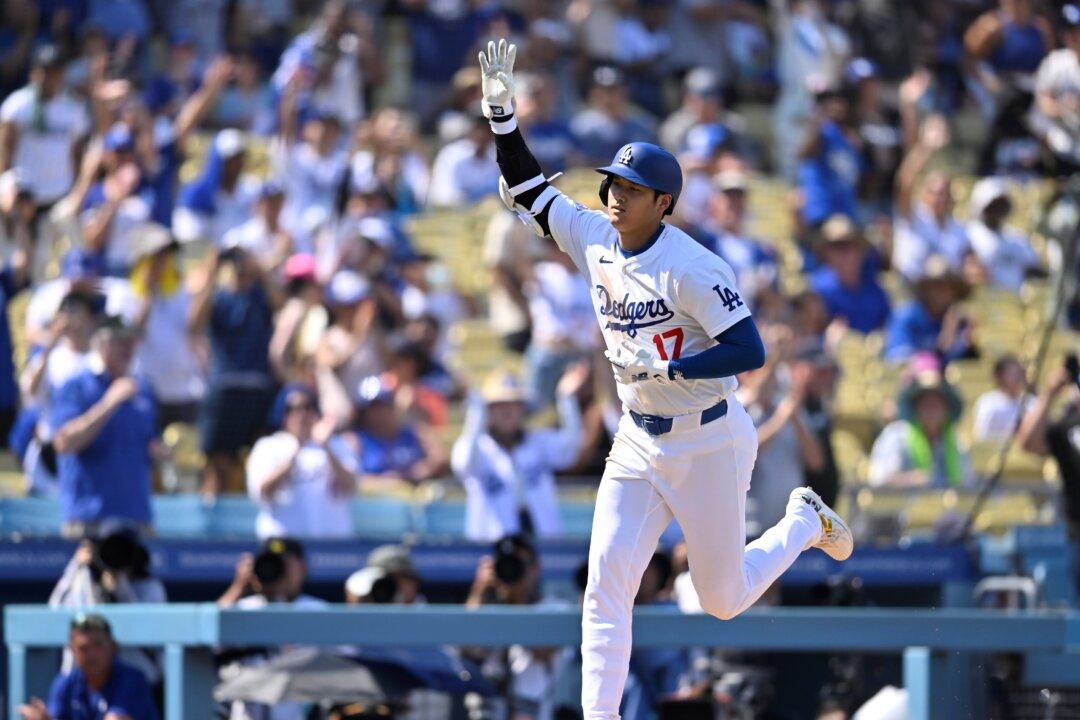 Shohei Ohtani Hits 46th Homer to Tie Career High on Sweltering Day at Dodger Stadium