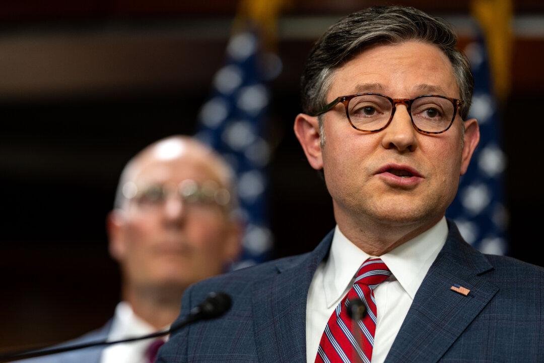 Johnson Promises House Won’t Take Up Omnibus Bill in December