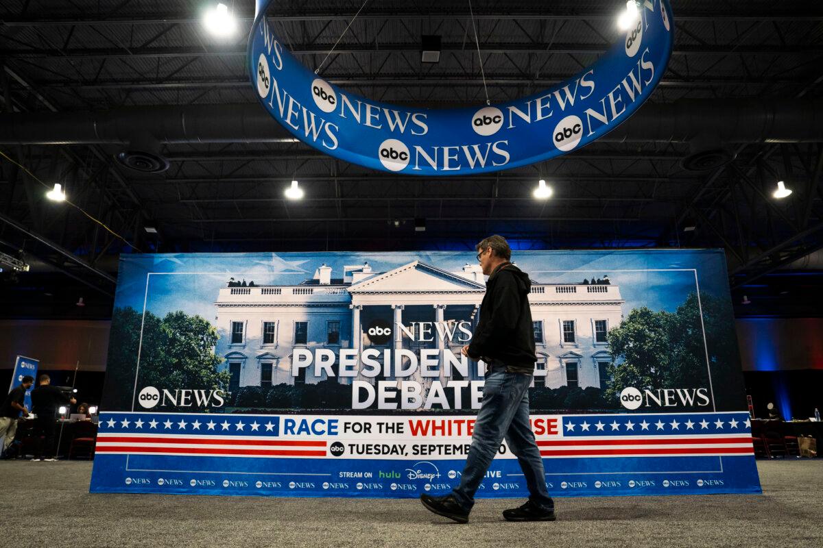 Media filing center and spin room at the Pennsylvania Convention Center ahead of the presidential debate between Republican nominee former President Donald J. Trump and Democratic nominee Vice President Kamala Harris in Philadelphia, Pa., on Sept. 10, 2024. (Madalina Vasiliu/The Epoch Times)