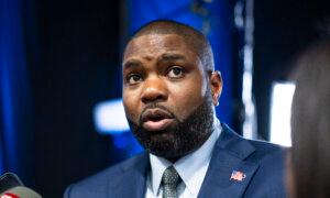 Donalds Gets Trumpâs âTotal Endorsement' to Be Floridaâs Next Governor