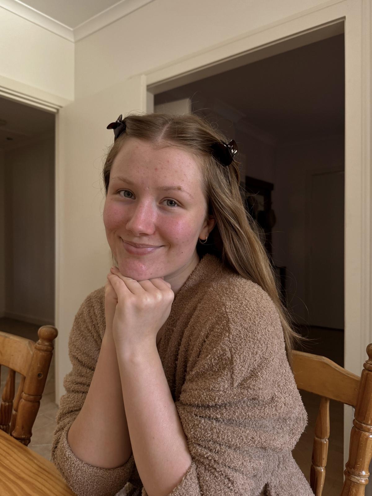 Piper after she stopped wearing make-up. (Courtesy of Piper Kathryn Bond/@piperkathrynbond)