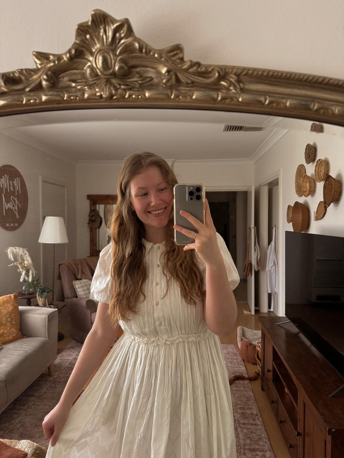 The young homemaker now invests her time and efforts into creating a more holistic life for her family. (Courtesy of Piper Kathryn Bond/@piperkathrynbond)