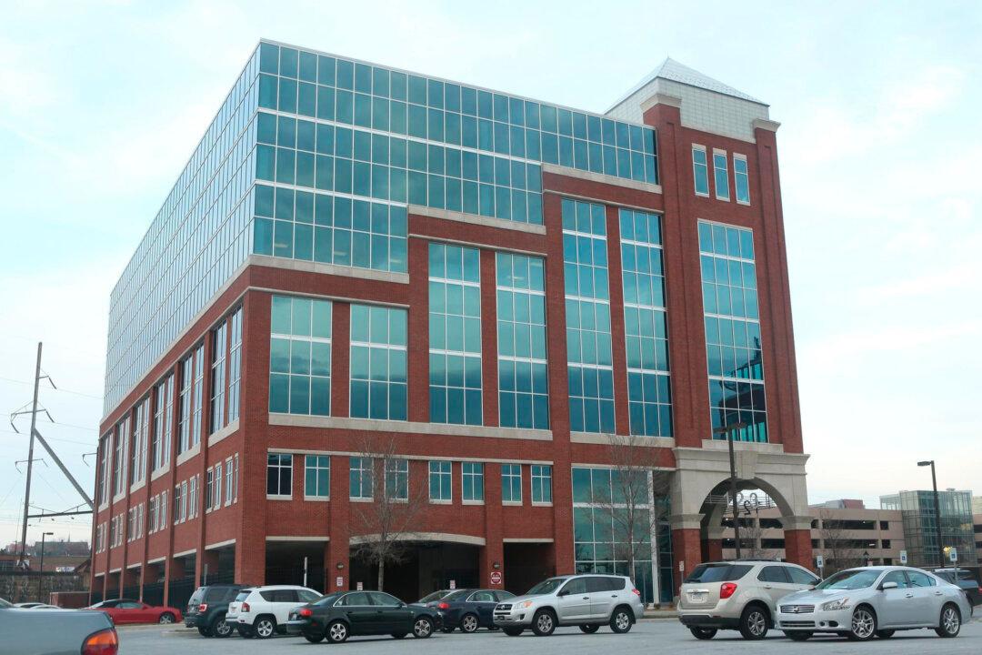 Millions in Checks Go Out in Student Loan Servicer Settlement