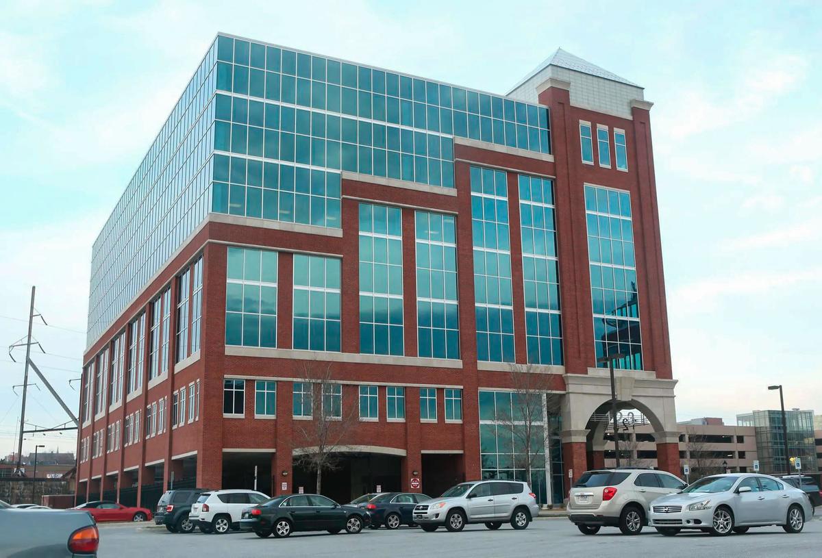 News Brief: Federal Government Orders Ban on Large Student Loan Servicer; Boar’s Head Closes Down Plant; 33,000 Boeing Workers Go on Strike