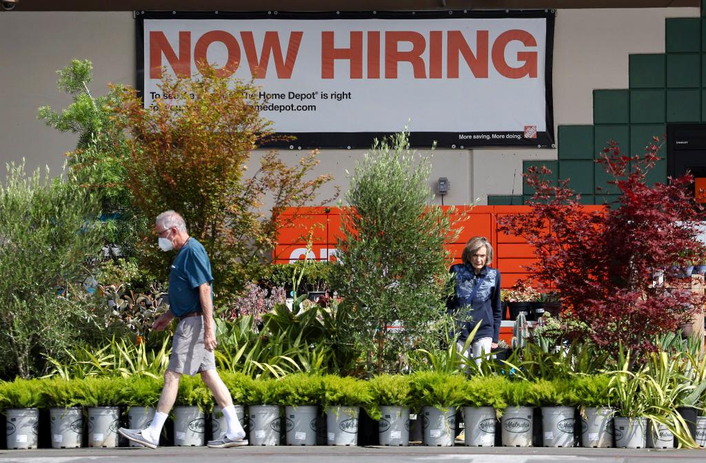 Immigrants Drive Job Growth as Native-Born Employment Drops, Data Show