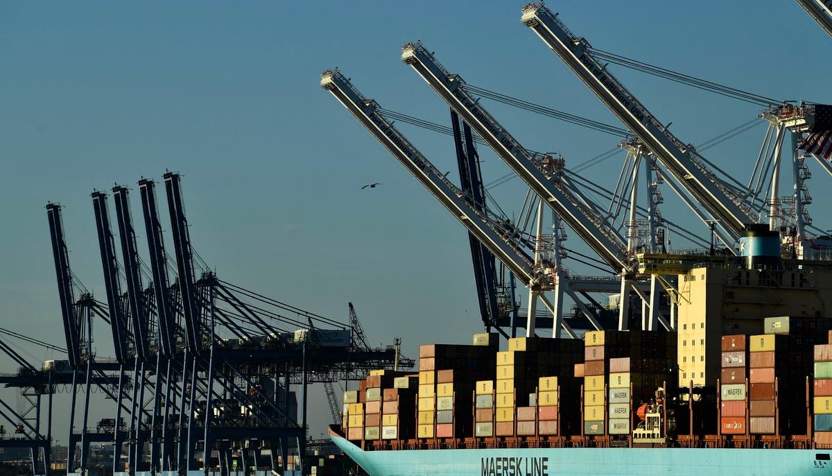 New Report Says Technology Built Into Chinese-Made Cargo Cranes Could Be a Trojan Horse for US Seaports