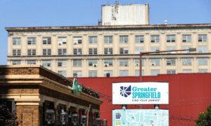 Residents of Springfield, Ohio, React to Influx of 20,000 Haitians