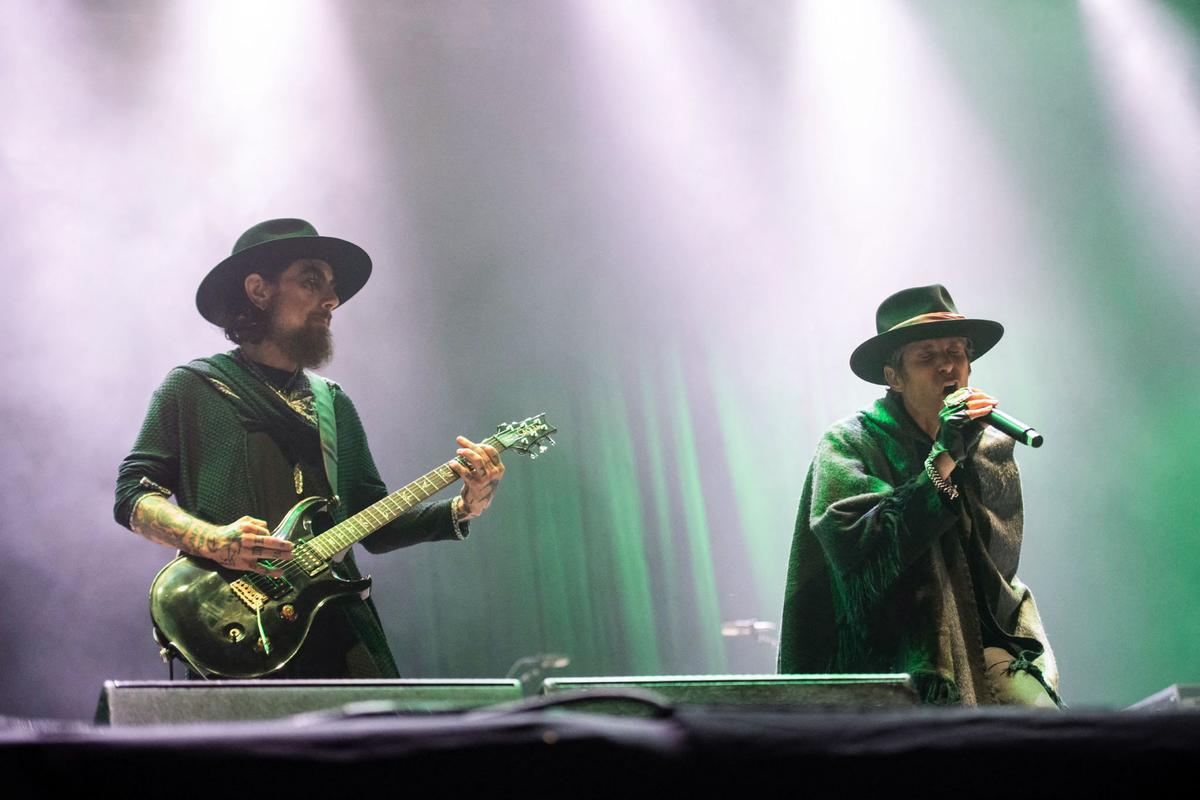 Perry Farrell, Dave Navarro Get Into Onstage Altercation During Jane’s Addiction Concert