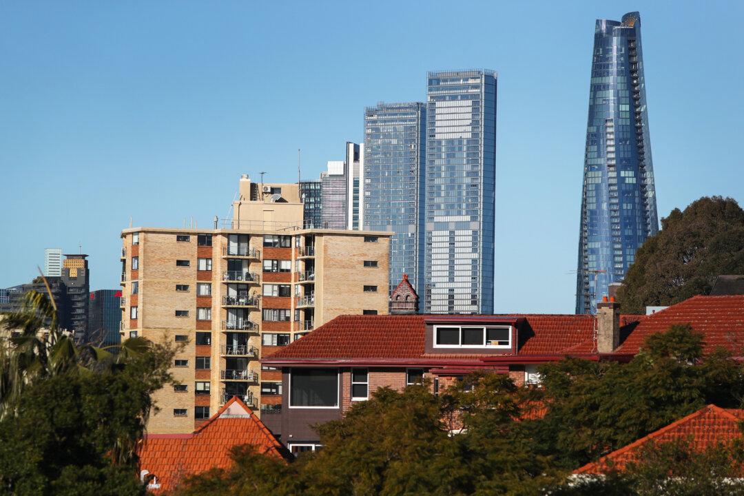 Teal MP Calls for Coalition, Greens to Back Labor’s Housing Plan