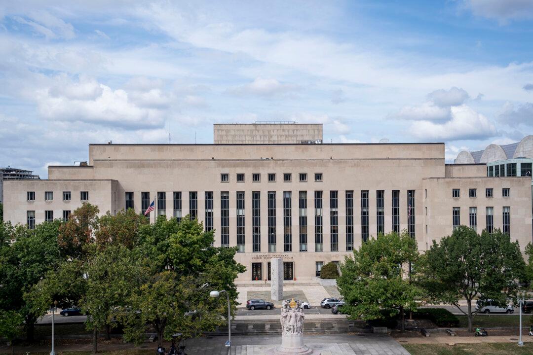 Trump Lawyers Raise Concerns Over Sensitive Witness Info in Election Case