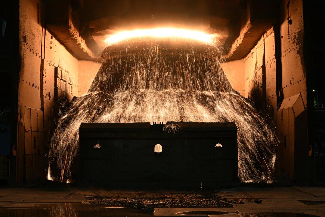 Australia Scrambles for Exemption as $900 Million in Steel, Aluminium Face Trump Tariffs