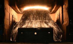 Australia Scrambles for Exemption as $900 Million in Steel, Aluminium Face Trump Tariffs