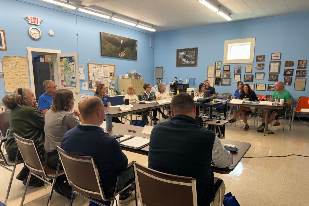 Upper Delaware River Stakeholders Discuss Managing Tourism Growth at Roundtable