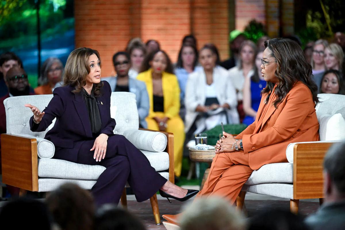 Harris Appears With Oprah in Key Battleground State Michigan thumbnail