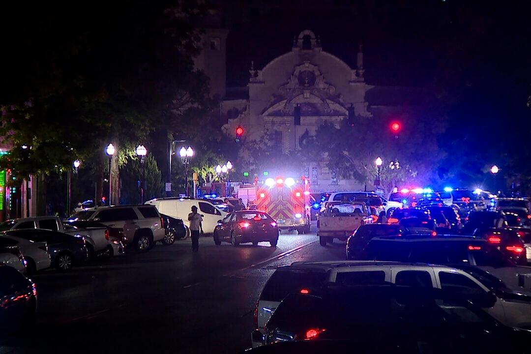 4 Killed, 17 Injured in Nightlife District Shooting in Alabama