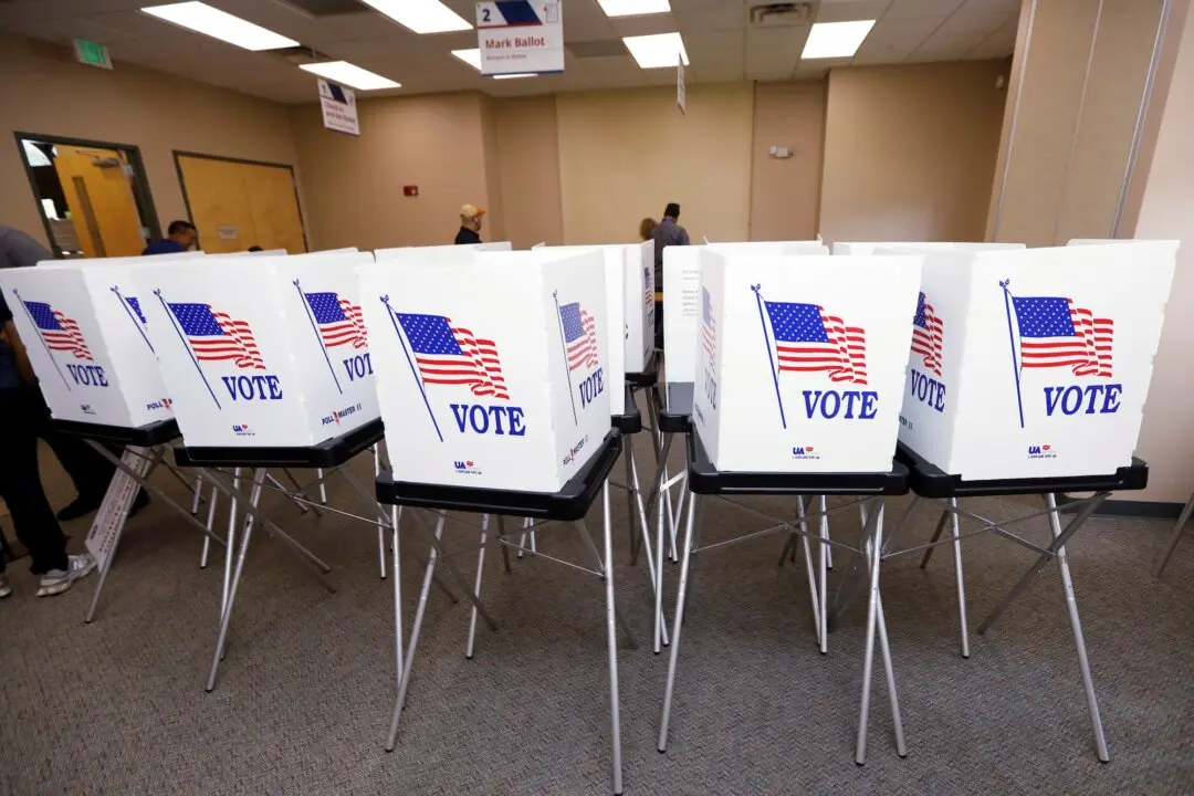 DOJ Monitoring Polls in Florida, Wyoming Primaries