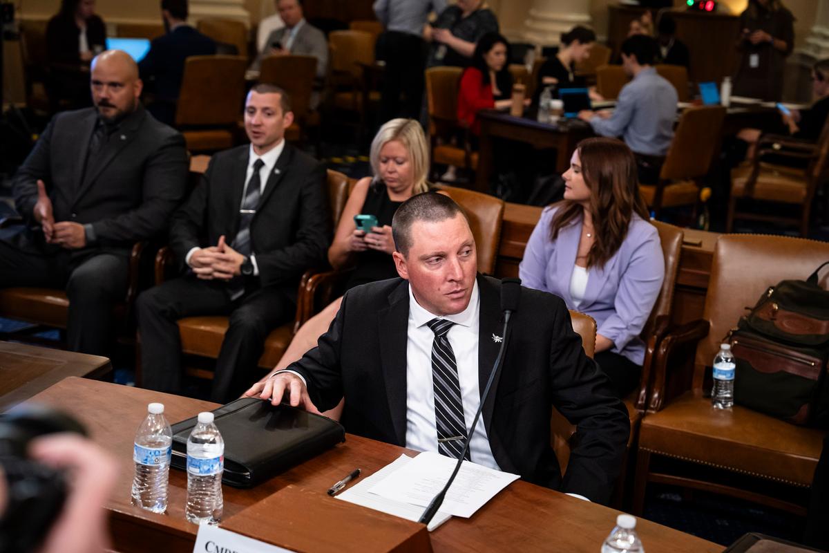 Pennsylvania Officer’s Bullet Stopped Trump Shooter’s Gunfire Before He Was Shot, Witness Says