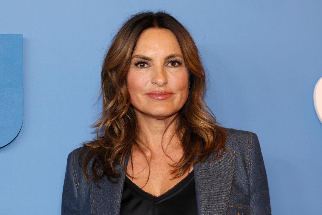 Mariska Hargitay Reflects on the Grief of Losing Her Mother at the Age of 3