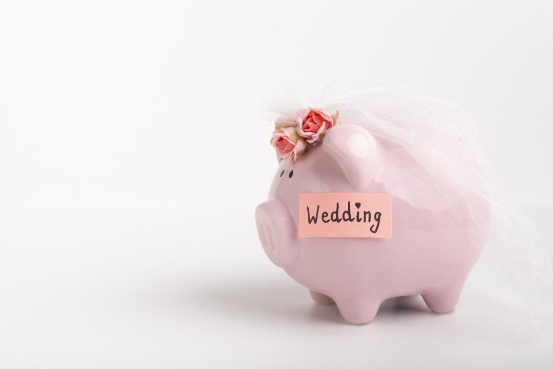 When Paying for a Wedding Is a Family Affair