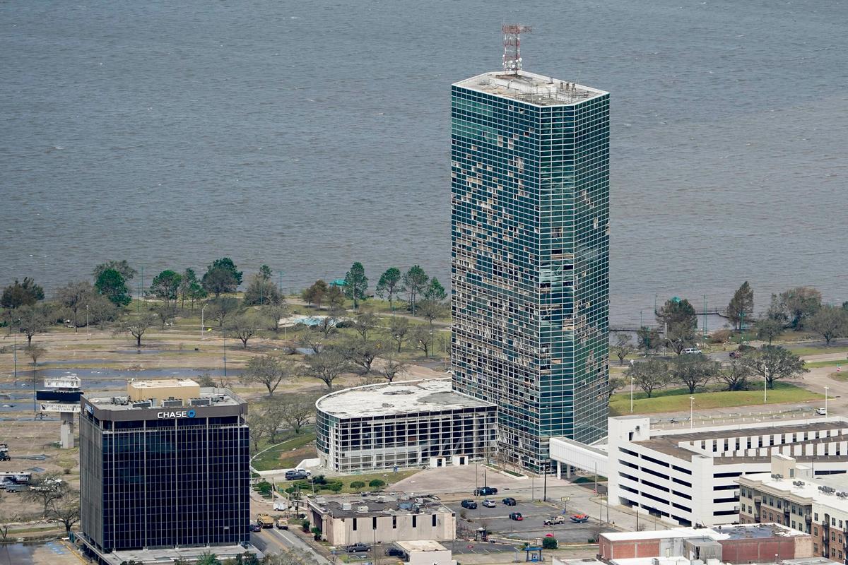 A Hurricane-Damaged Louisiana Skyscraper Is Imploded