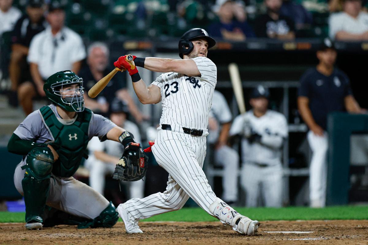 MLB Roundup: White Sox End Record Home Skid on Walk-Off HR