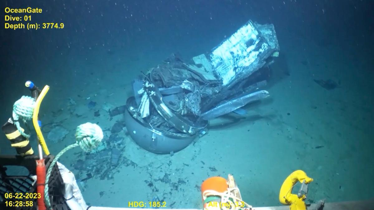 NTSB Engineer Says Carbon Fiber Hull From Submersible Showed Signs of Flaws
