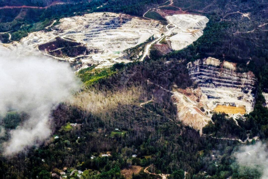 North Carolina Town That Produces Quartz Needed for Tech Products Is Devastated by Helene