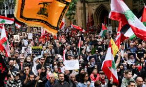 Police Probes 14 for Terror Symbols at Melbourne Protest