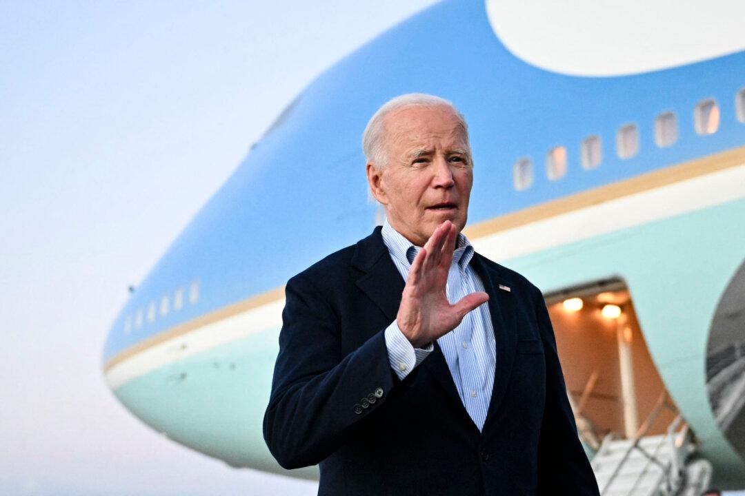 In Arizona, Biden Makes Apology for Indian Boarding Schools