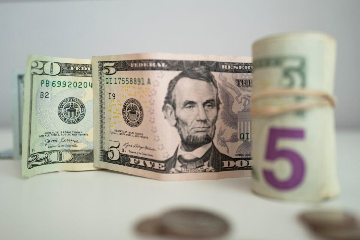 U.S. currency in Washington on Oct. 4, 2024. (Madalina Vasiliu/The Epoch Times)