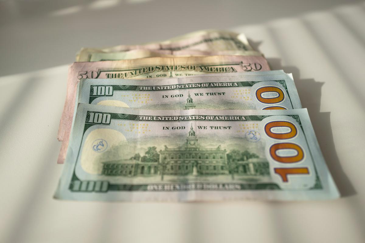 Fed Money Supply Reaches Record $22.2 Trillion in August