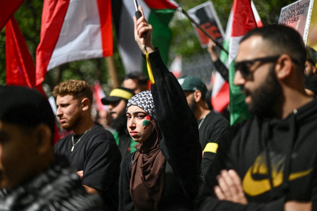 ‘Not Culturally Sensitive’: Israel Critic Dropped From Adelaide Festival After Bondi Attack