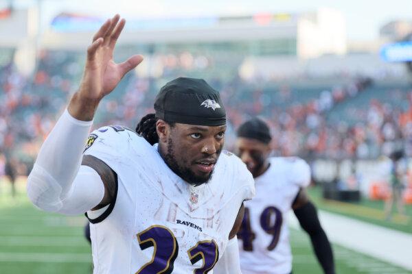 Derrick Henry #22 of the Baltimore Ravens reacts after defeating the Cincinnati Bengals in overtime at Paycor Stadium in Cincinnati, Ohio, on Oct. 6, 2024. (Andy Lyons/Getty Images)